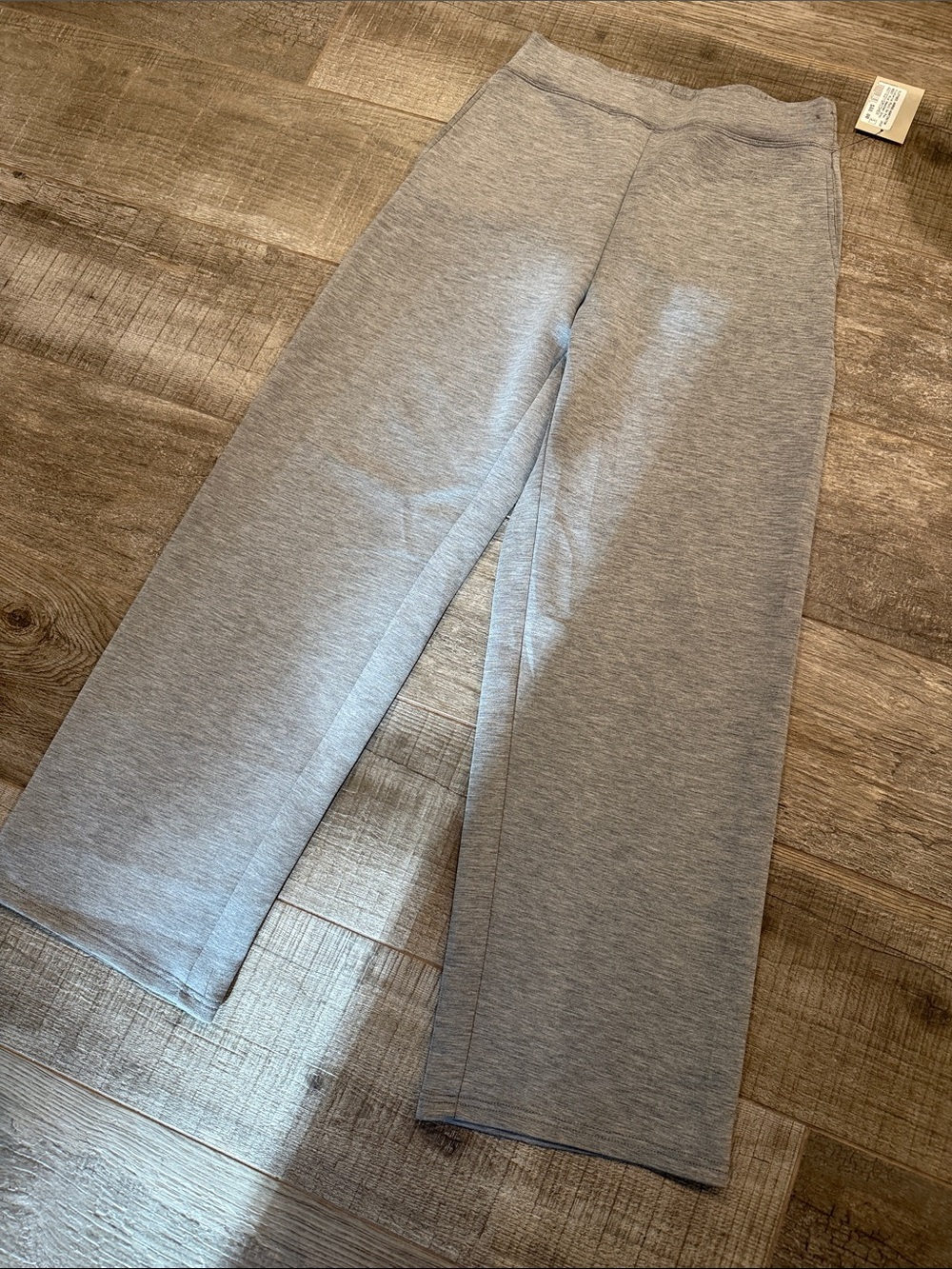 Wide-Leg Lounge Sweatpants with pockets